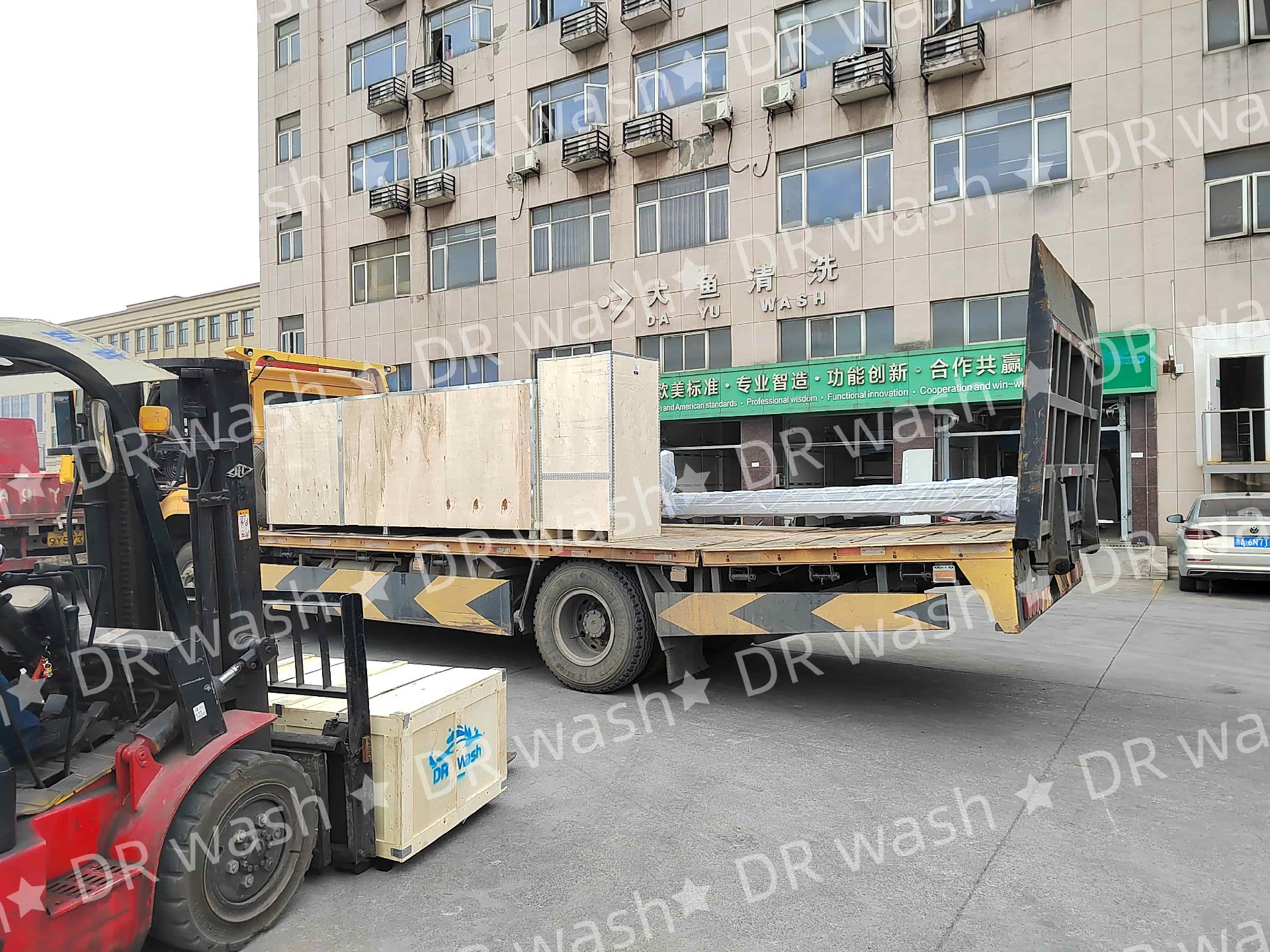 DR Wash Ships Fully Automatic Car Wash Machines to Guatemala & Venezuela Before 2026 Chinese Spring Festival Holiday