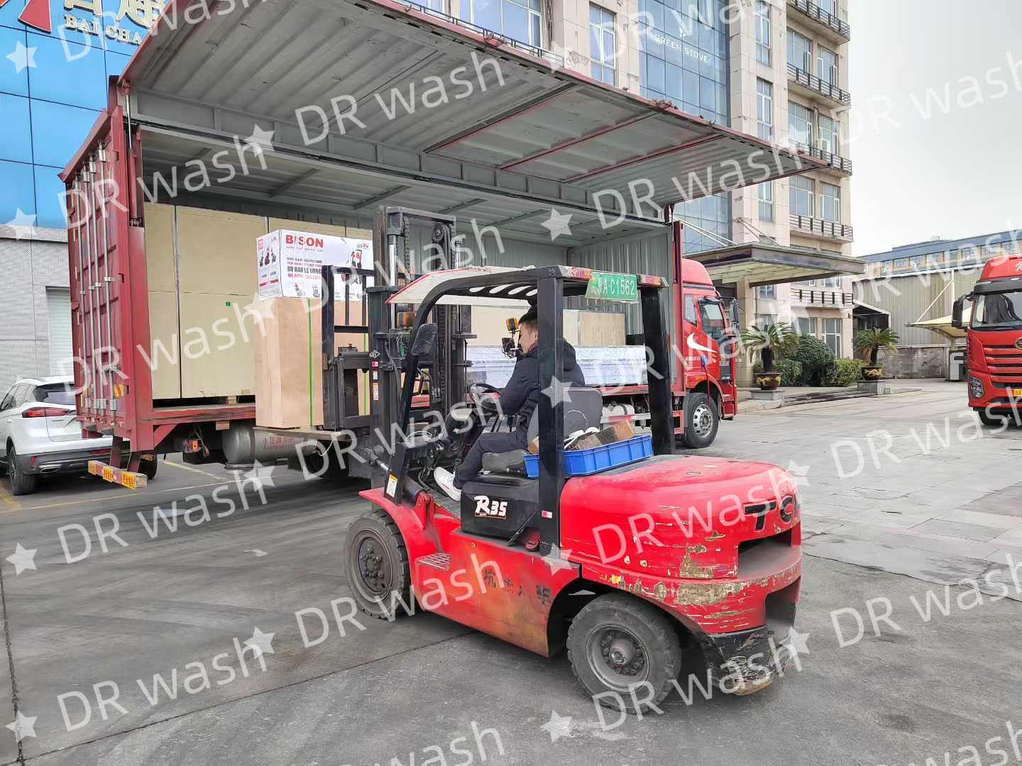 1772184090585536.jpg 1772184090585536.jpg